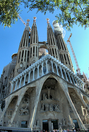 S F Front facade P1010280 -1