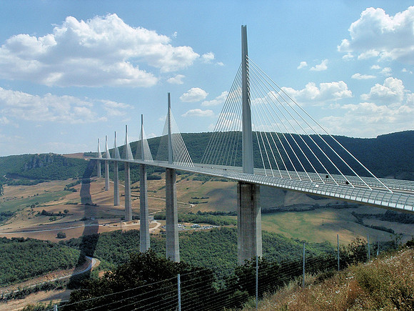 B Millau FR Bridge DSCF0106A