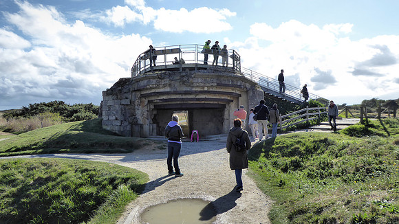 German artillery Bunker P1000927 -1