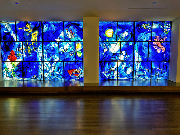 Miro's Windows 3 & 4 IMG_0999