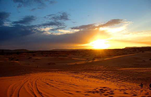 ATV Sunset 8-30 dunesP1000242 -1
