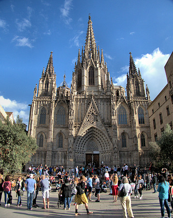 Cathedral front facade P1010243 -1